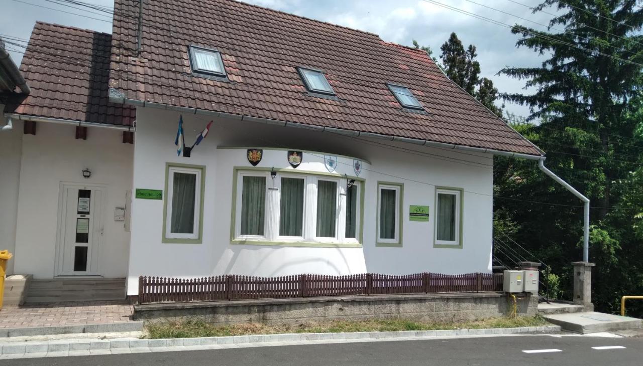 Raza Soarelui Apartament De Lux 소바타 외부 사진